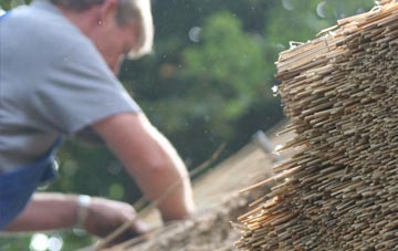 professional Upton St Leonards thatchers